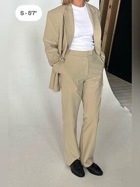 Djerf Avenue First Choice Pants - Greige